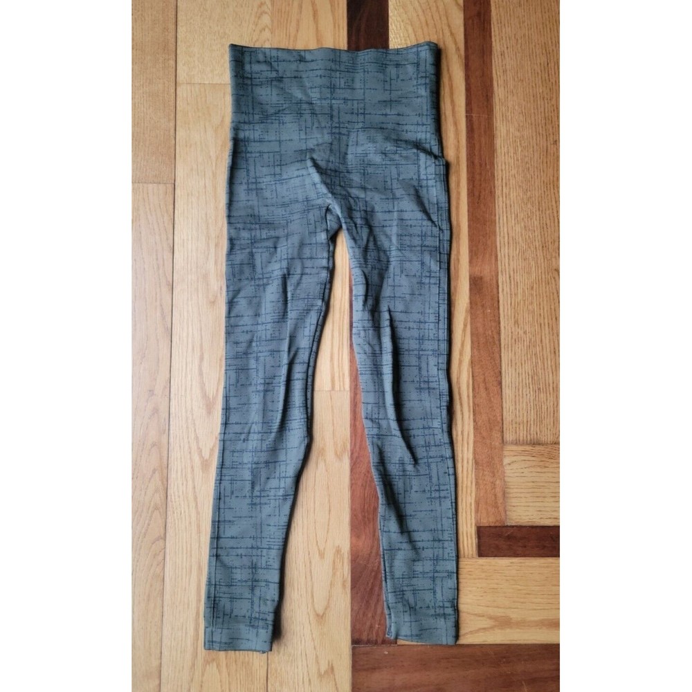SPANX Look At Me Now Seamless Green Printed Cropped Leggings SIZE XS